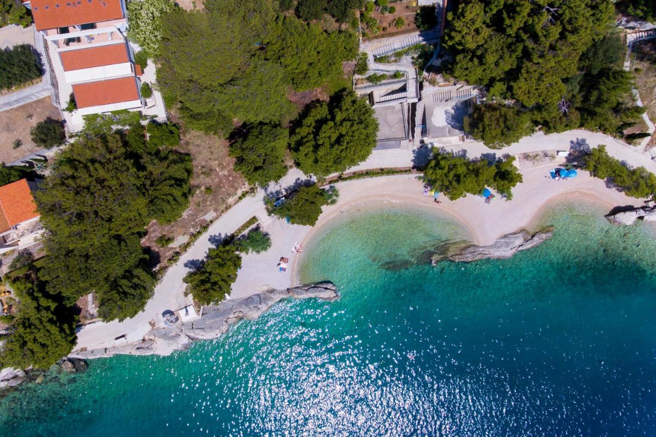 Apartments With A Parking Space Brela, Makarska - 6043 エクステリア 写真
