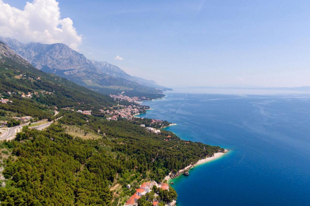 Apartments With A Parking Space Brela, Makarska - 6043 エクステリア 写真