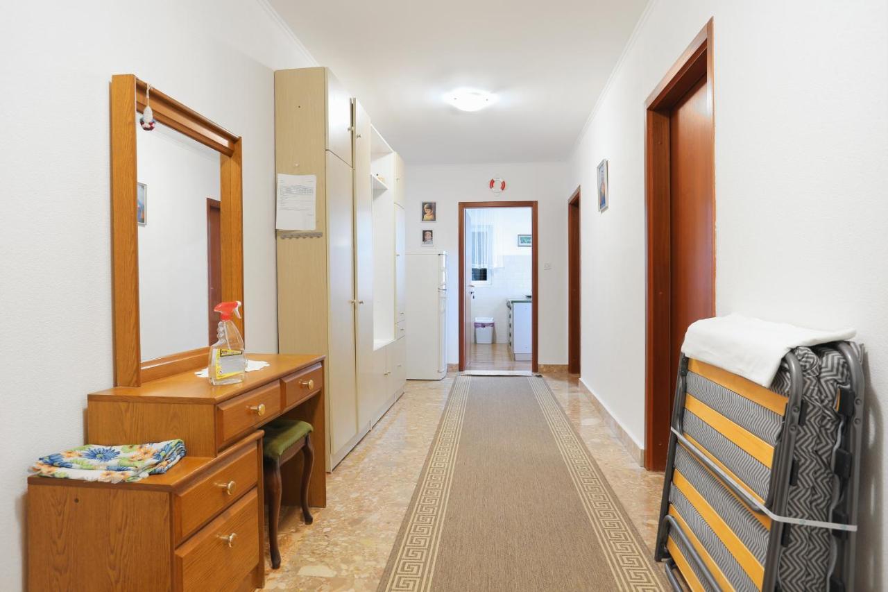 Apartments With A Parking Space Brela, Makarska - 6043 エクステリア 写真